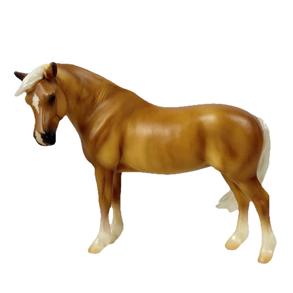Breyer Horse 712425 Snickerdoodle Christmas Holiday Pony 2021